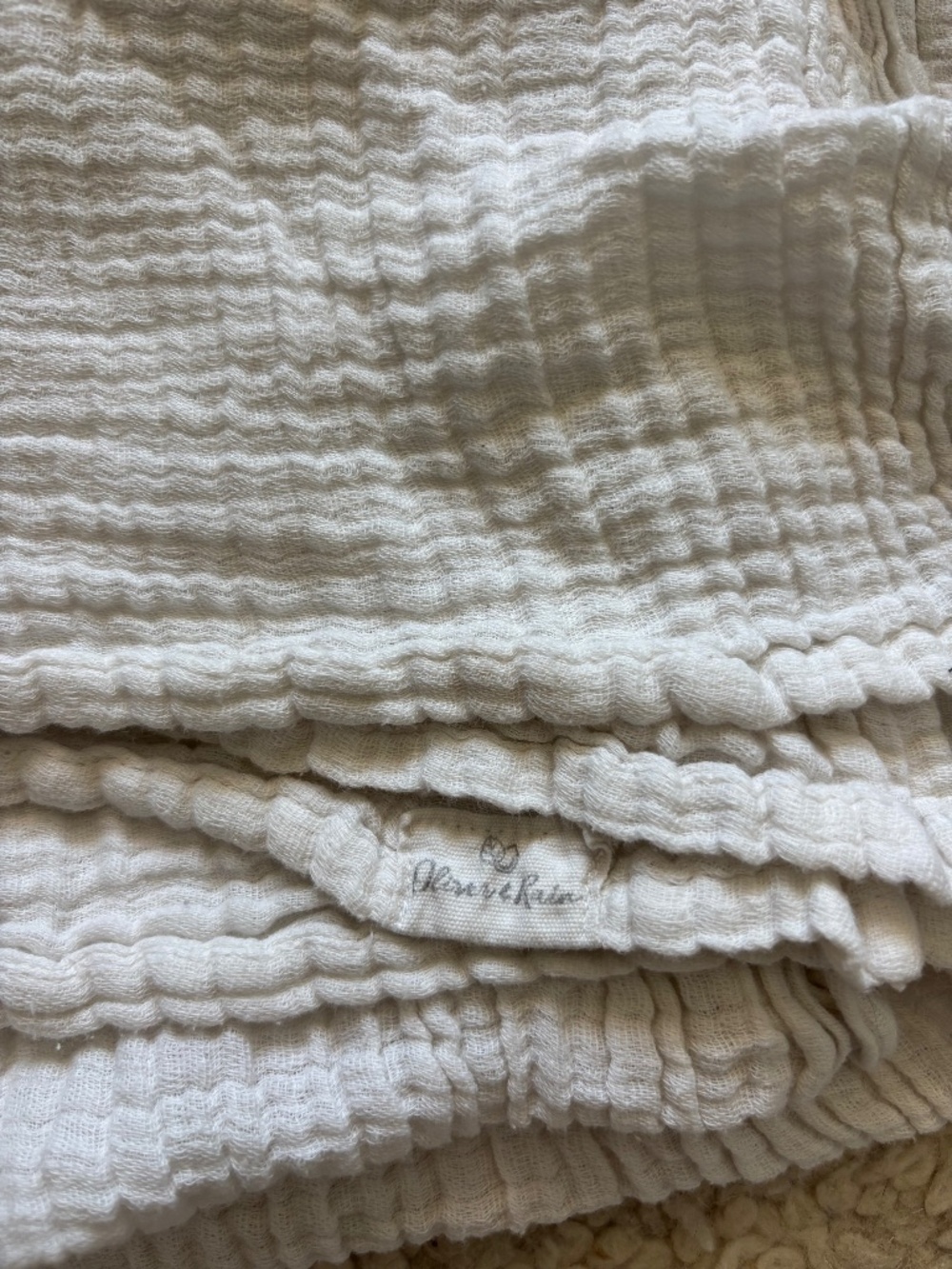 Oliver Rain Softest Muslin Baby Blanket Swaddle Euro Quality like New